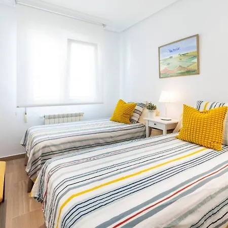 Primera Linea De Playa, Tu Hogar Lejos De Casa