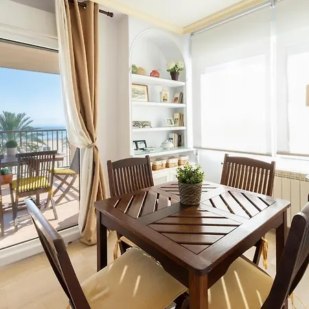 Primera Linea De Playa, Tu Hogar Lejos De Casa Playa de Gandia